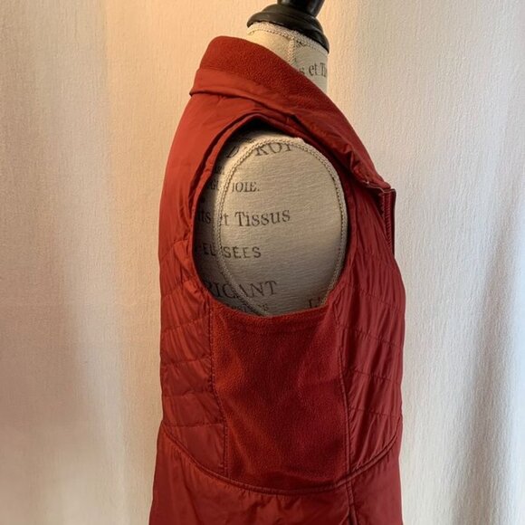 Columbia Sportwear Vest from the Women’s Heavenly™ Vest Collection: Size L - Picture 4 of 10